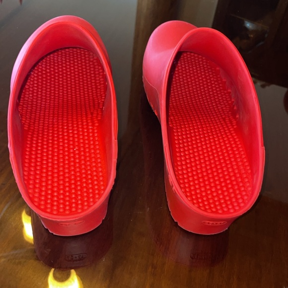 Calzuro Clogs - Picture 4 of 8